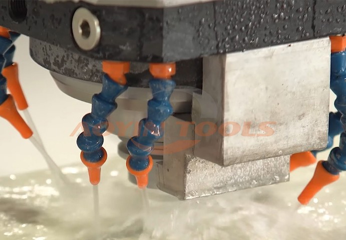 ¿Qué es una herramienta de fresado CNC? Un vistazo rápido a la práctica herramienta de mecanizado de precisión.